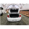 Image 43 : PARKSVILLE - 2005 CHEVY COBALT, WHITE, 206476 KMS, FRONT WHEEL DRIVE. - B550012
