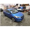 Image 10 : PARKSVILLE - 2014 KIA FORTE, BLUE, 144307 KMS, FRONT WHEEL DRIVE. - D246056