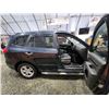Image 37 : PARKSVILLE - 2010 HYUNDAI SANTE FE, BLUE, 167018 KMS, FOUR WHEEL DRIVE. - D340172