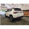 Image 20 : PARKSVILLE - 2018 JEEP COMPASS, WHITE, 182385 KMS, FOUR WHEEL DRIVE. - D410226