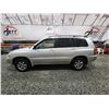 Image 23 : PARKSVILLE - 2007 TOYOTA HIGHLANDER, GREY, 188715 MILES, FOUR WHEEL DRIVE. - D192509