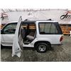 Image 44 : PARKSVILLE - 1995 FORD EXPLORER, WHITE, 115820 KMS, REAR WHEEL DRIVE. - BC03419