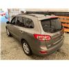 Image 22 : PARKSVILLE - 2011 HYUNDAI SANTE FE, GREY, 137772 KMS, FOUR WHEEL DRIVE. - D038101