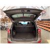 Image 43 : PARKSVILLE - 2011 HYUNDAI SANTE FE, GREY, 137772 KMS, FOUR WHEEL DRIVE. - D038101