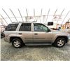 Image 11 : PARKSVILLE - 2002 CHEVROLET TRAILBLAZER 254515 KMS 4X4- D235751