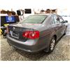 Image 13 : PARKSVILLE - 2006 VOLKSWAGEN JETTA 153038 KMS GREY FRONT WHEEL DRIVE - D615470