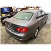 Image 14 : PARKSVILLE - 2006 VOLKSWAGEN JETTA 153038 KMS GREY FRONT WHEEL DRIVE - D615470