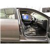 Image 35 : PARKSVILLE - 2006 VOLKSWAGEN JETTA 153038 KMS GREY FRONT WHEEL DRIVE - D615470