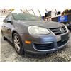 Image 7 : PARKSVILLE - 2006 VOLKSWAGEN JETTA 153038 KMS GREY FRONT WHEEL DRIVE - D615470