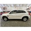 Image 23 : PARKSVILLE- 2021 MITSUBISHI RVR 134526KMS WHITE AWD - J606682