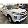 Image 9 : PARKSVILLE- 2021 MITSUBISHI RVR 134526KMS WHITE AWD - J606682