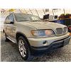 Image 8 : PARKSVILLE- 2001 BMW X5 161377KMS BROWN ALL WHEEL DRIVE. NO RESERVE. - JH18604