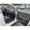 Image 33 : DUNCAN -- 2009 NISSAN VERSA S, "NO RESERVE" WHITE, 100956 KM- D377454