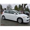 Image 9 : DUNCAN -- 2009 NISSAN VERSA S, "NO RESERVE" WHITE, 100956 KM- D377454