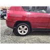 Image 27 : PARKSVILLE - 2012 JEEP COMPASS, RED, 184079 KMS, FOUR WHEEL DRIVE. NO RESERVE. - B525120