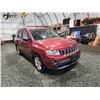 Image 9 : PARKSVILLE - 2012 JEEP COMPASS, RED, 184079 KMS, FOUR WHEEL DRIVE. NO RESERVE. - B525120