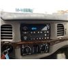 Image 53 : PARKSVILLE - 2004 CHEVROLET IMPALA 239781 GREY FRONT WHEEL DRIVE - B213198