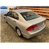 Image 21 : PARKSVILLE - 2007 HONDA CIVIC DX, GREY, 144560 KMS, FRONT WHEEL DRIVE. - B036582
