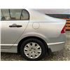 Image 28 : PARKSVILLE - 2007 HONDA CIVIC DX, GREY, 144560 KMS, FRONT WHEEL DRIVE. - B036582
