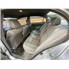 Image 46 : PARKSVILLE - 2007 HONDA CIVIC DX, GREY, 144560 KMS, FRONT WHEEL DRIVE. - B036582