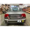 Image 18 : PARKSVILLE - 2004 HONDA CIVIC SI GREY 216036KMS FRONT WHEEL DRIVE - B912021