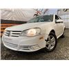 Image 1 : PARKSVILLE - 2008 VOLKSWAGEN GOLF, WHITE, 224211 KMS, FRONT WHEEL DRIVE. - D011941