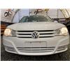 Image 5 : PARKSVILLE - 2008 VOLKSWAGEN GOLF, WHITE, 224211 KMS, FRONT WHEEL DRIVE. - D011941