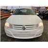 Image 6 : PARKSVILLE - 2008 VOLKSWAGEN GOLF, WHITE, 224211 KMS, FRONT WHEEL DRIVE. - D011941