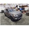 Image 10 : PARKSVILLE - 2016 LAND ROVER RANGE ROVER, GREY, 194802 KMS, ALL WHEEL DRIVE. - D572824