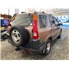 Image 15 : PARKSVILLE - 2002 HONDA CRV, GOLD, 337493 KMS, FOUR WHEEL DRIVE. - B815561
