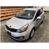 Image 4 : PARKSVILLE - 2012 KIA RIO LX, SILVER, 283646 KMS, FRONT WHEEL DRIVE. - D073639