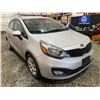 Image 9 : PARKSVILLE - 2012 KIA RIO LX, SILVER, 283646 KMS, FRONT WHEEL DRIVE. - D073639