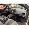 Image 38 : PARKSVILLE - 2015 CHRYSLER 200, SILVER, 200245 KMS, FRONT WHEEL DRIVE. - D718266