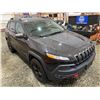 Image 10 : PARKSVILLE - 2016 JEEP TRAILHAWK, BLACK, 205772 KMS, FOUR WHEEL DRIVE. - D354287