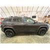 Image 11 : PARKSVILLE - 2016 JEEP TRAILHAWK, BLACK, 205772 KMS, FOUR WHEEL DRIVE. - D354287