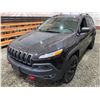 Image 4 : PARKSVILLE - 2016 JEEP TRAILHAWK, BLACK, 205772 KMS, FOUR WHEEL DRIVE. - D354287