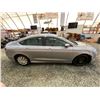Image 12 : PARKSVILLE - 2017 CHRYSLER 200 LX, GREY, 178379 KMS, FRONT WHEEL DRIVE. - D507577