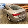 Image 22 : PARKSVILLE - 2017 CHRYSLER 200 LX, GREY, 178379 KMS, FRONT WHEEL DRIVE. - D507577