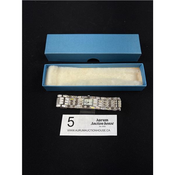 Very Nice Ann Klein Ladys Wristwatch Band Full of stones