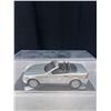 Image 2 : Collectible Diecast Lot 1:18 Mercedes Museum Case + 2 Small Cars