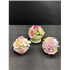 Image 4 : A Nice Collectible Lot Vintage Porcelain Flowers and Decor