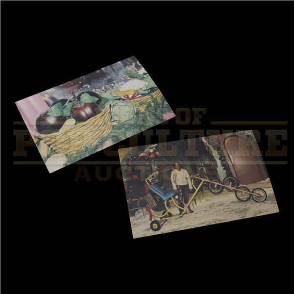 How the Grinch Stole Christmas – Set of Original Set Decoration Photos - H4-286