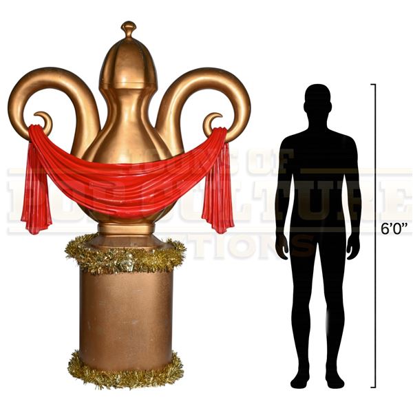 How the Grinch Stole Christmas – Farfingles Store Display Loving Cup & Base - H4-502