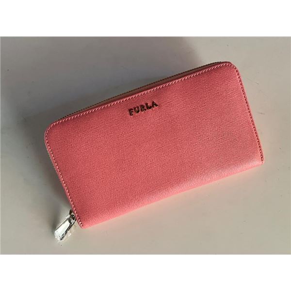 Furla Babylon XL Zip around Wallet