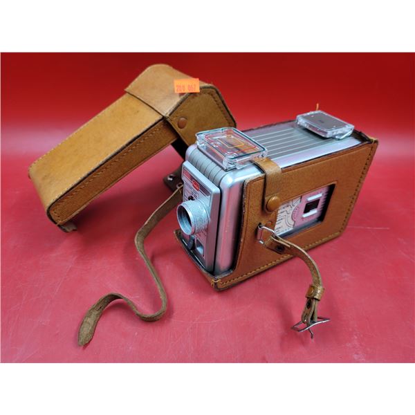 VTG Kodak Brownie Camera w/ Case