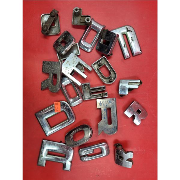 VTG Ford Emblem Letters