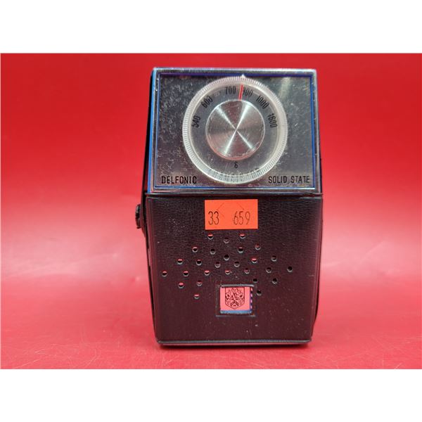 Delfonic Solid State Transistor Radio