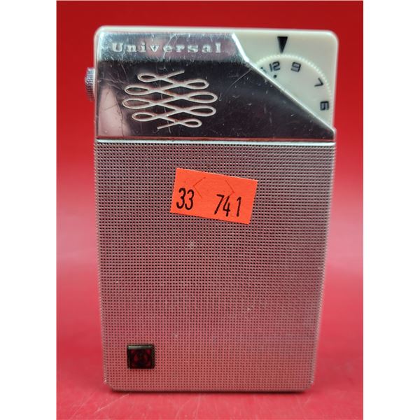 Universal Fuji Denki Seizo Six Transistor Radio