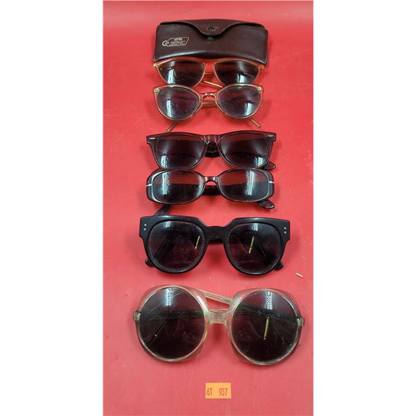 Lot of Assorted VTG Sunglasses