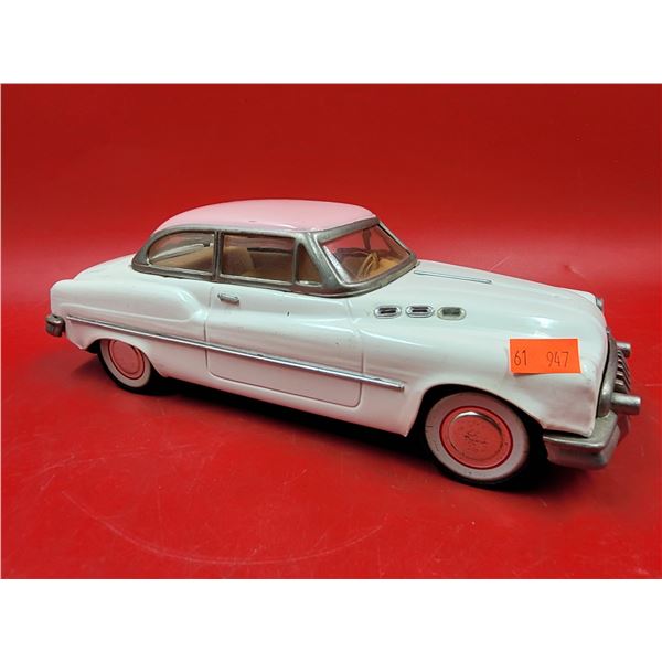 VTG Buick Standard Sedan Friction Car